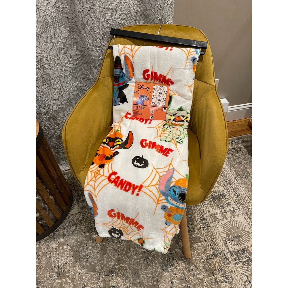 STITCH HALLOWEEN PLUSH THROW BLANKET